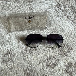 Quay Black aviators